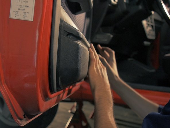 
Tighten the 8 screws using the Torx T20 screwdriver
