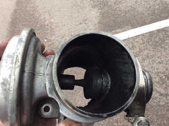 Nettoyer la vanne avec un petit coup de torchon