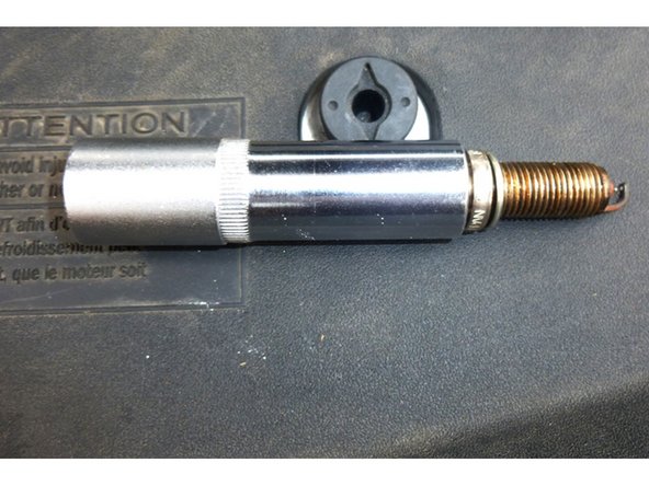 Le &quot;puits&quot; de la bougies fait 22 cm de ø.