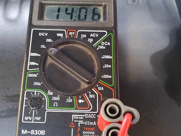 Démarrer le moteur.