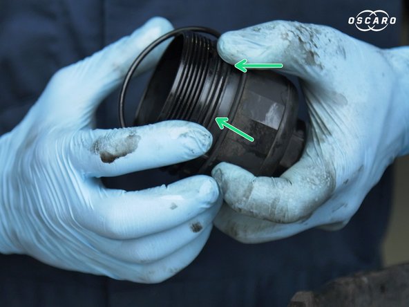 Repositionner le nouveau joint sur la cloche