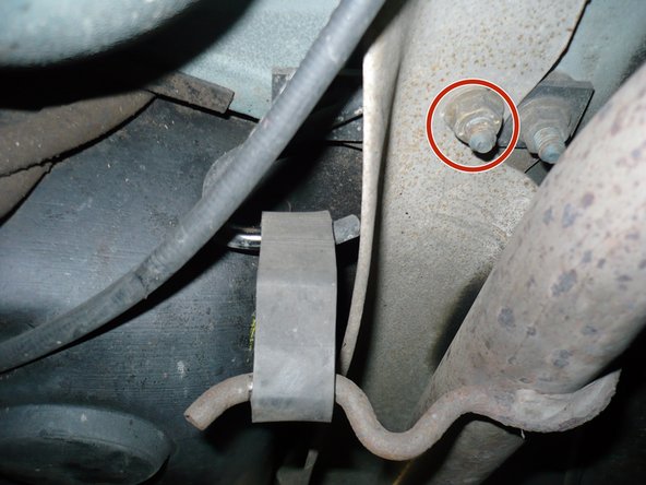 Installer ensuite le nouveau silent bloc