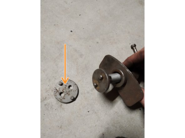 Surement l'opération la plus fastidieuse de cette entretien. Munissez-vous du kit de repousse piston.