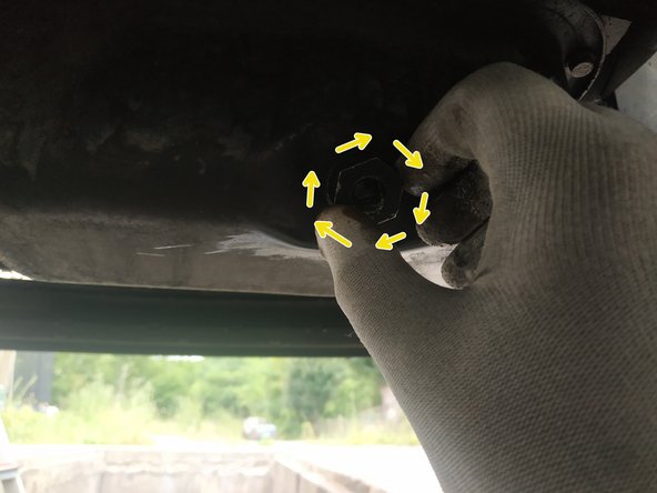 
tighten the cap by hand
