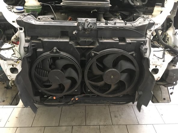 Retirer les deux ventilateurs