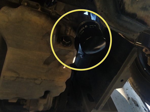 contrôler l'absence de fuite (carter et filtre)