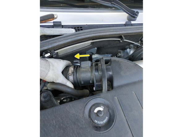 tirer la durite en arrière