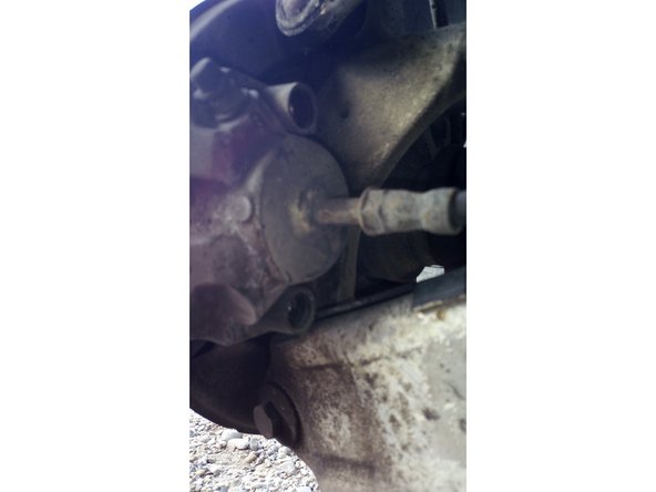 Les vis d'étrier sont désormais accessible