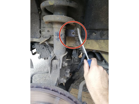 
Brushing is recommended, it allows the new connecting rod to be correctly positioned and tightened.
