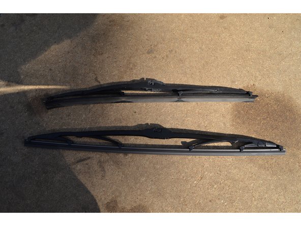 Le remontage s'effectue en sens inverse.