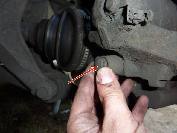 Retirer les 2 cabochons de protection.