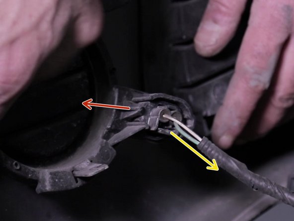 Tirer la languette vers l'extérieur