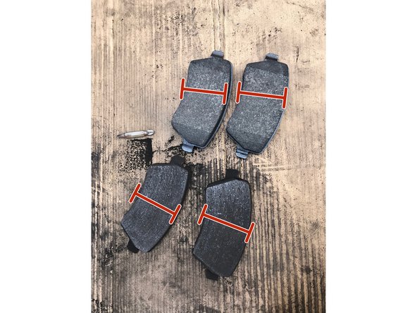 Vérifier que les plaquettes neuves sont identiques aux anciennes plaquettes