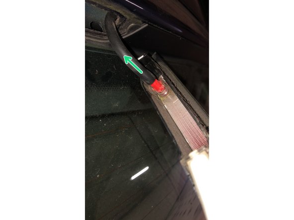 Tirer sur la durite de lave glace