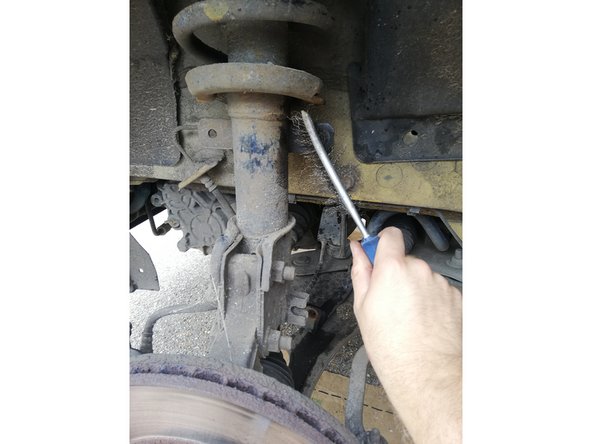 
Brushing is recommended, it allows the new connecting rod to be correctly positioned and tightened.
