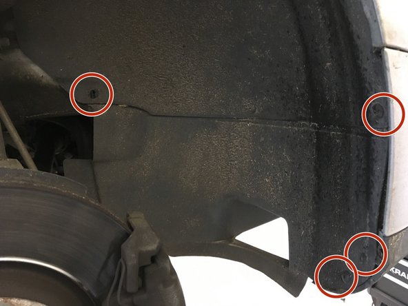 Deviser les 4 vis de T25