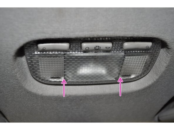 Puis l'autre coté du plafonnier pour terminer la repose.