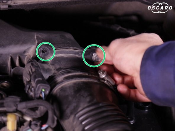 Replacer les 2 vis du haut du débitmètre