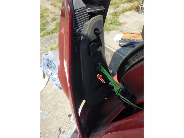 brancher le feu arrière droit