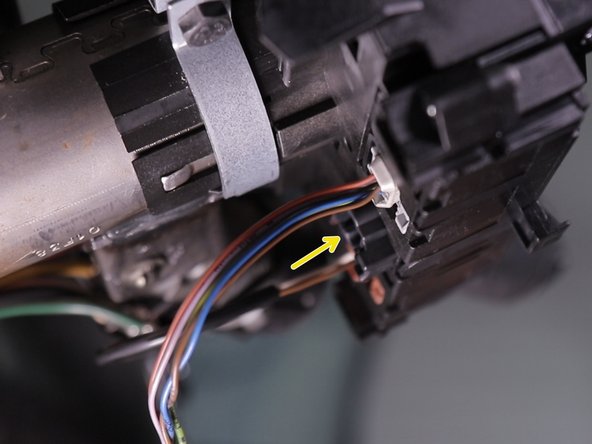 Rebrancher les connecteurs, chaque couleur a emplacement