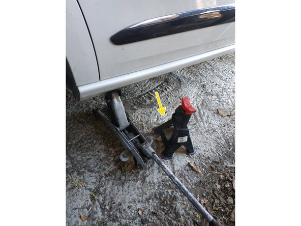 Si vous utilisez une clé à choc, réglez en position mini. Par expérience, je sais que je ne dépasse pas le couple de serrage en procédant ainsi.