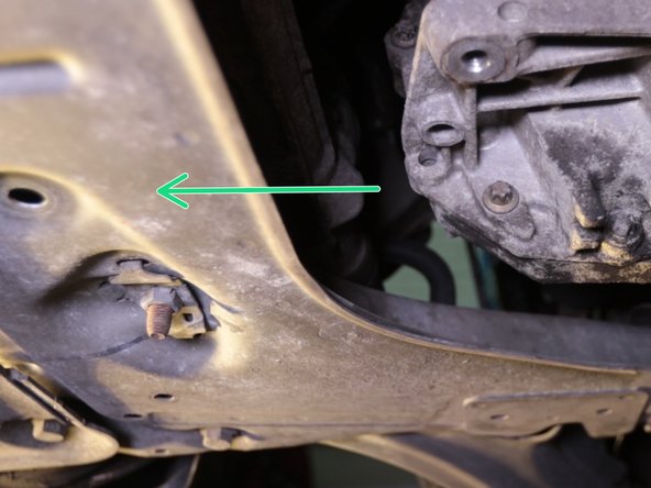 Reposer le support moteur dans son emplacement