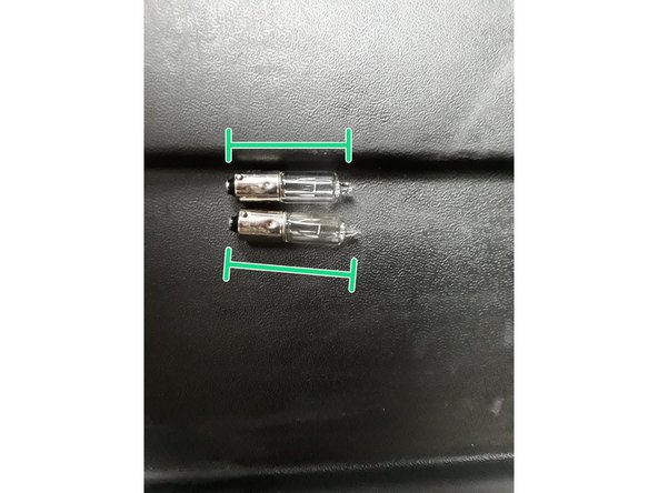 Comparer les ampoules neuve et HS: Dimensions, Références...