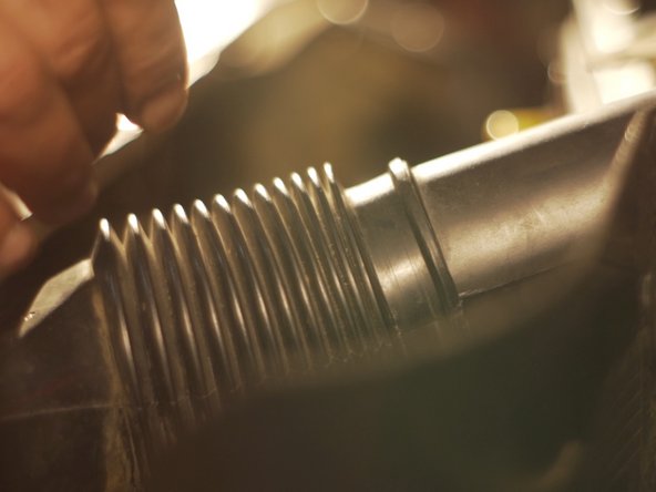 
Fit the sleeve into the air inlet
