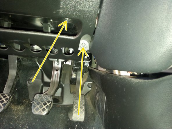 deviser les 3 vis torx T-25 (photo 1 et 2)