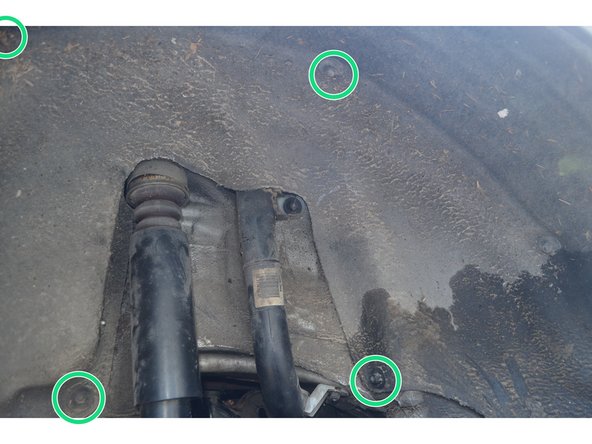 Dégagez le pare-boue.