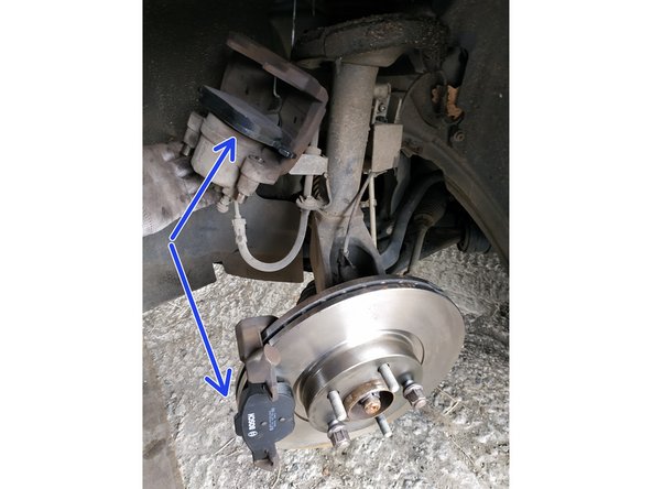 J'applique du frein filet bleu sur les vis.