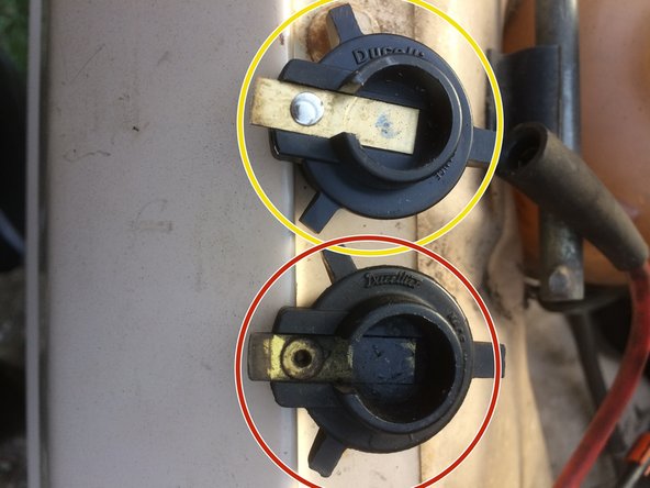 en jaune le nouveau doigt allumeur et en rouge l'ancien doigt allumeur