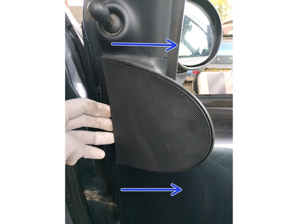 pousser vers l'arrière du véhicule