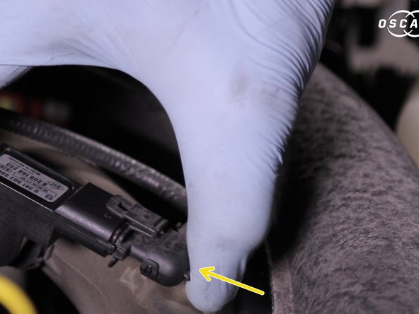 Rebrancher la prise du connecteur