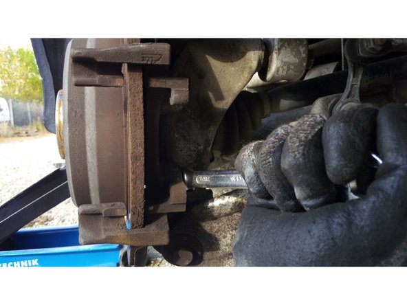 Retirer le support d'étrier