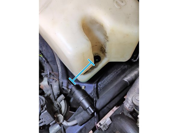 Mettre la pompe en place sur le bocal