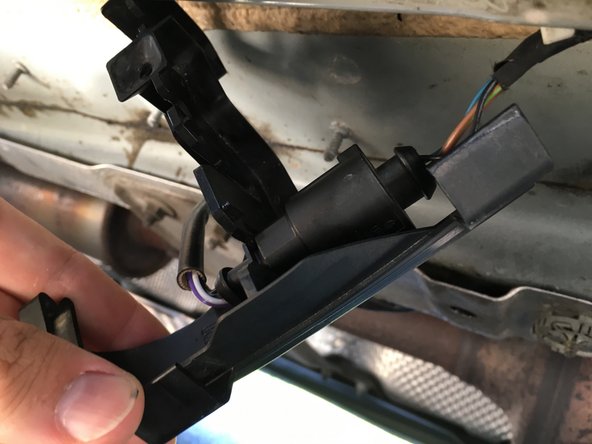 Rebrancher la sonde en respectant la correspondance des chiffres (variant de 1 à 4) situés sur la sonde et sur la prise.