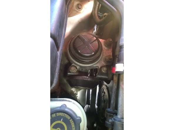 Remettre la masse du support moteur.