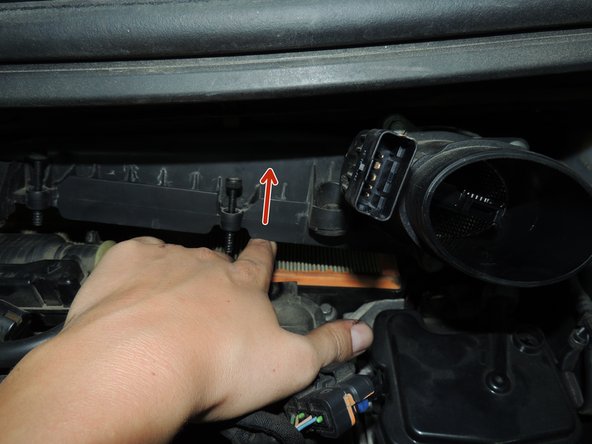 Débrancher le connecteur du débitmètre.