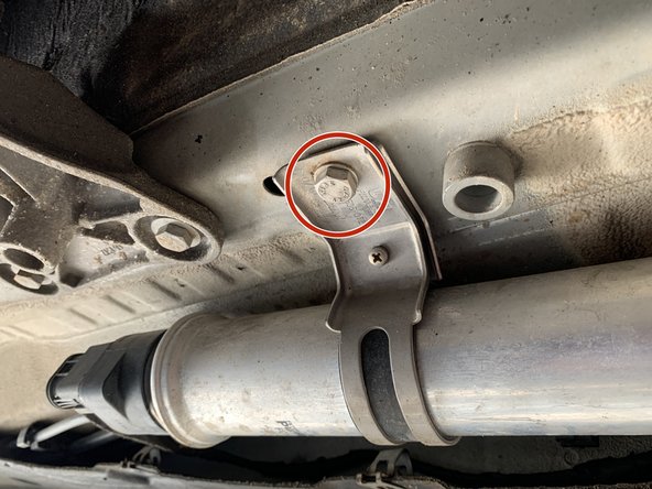 Deviser la vis de 13