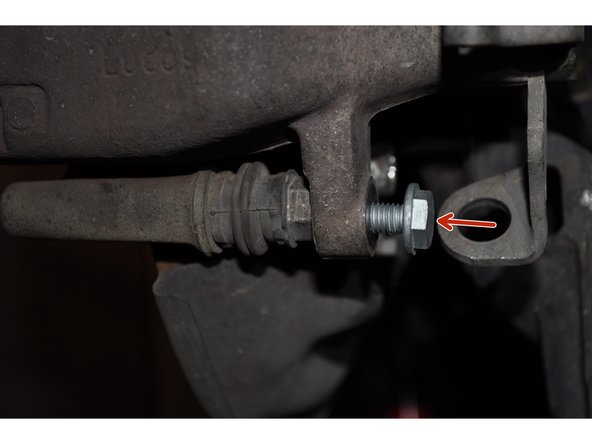 Utiliser les nouvelles vis de fixation avec du frein filet.