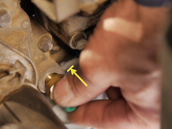 
Replace the new probe in its location
