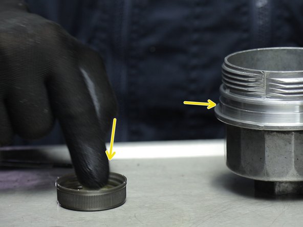 Lubrifier le nouveau joint avec un peu d'huile