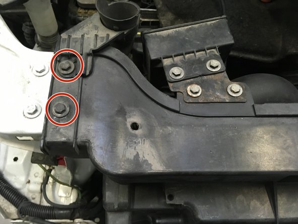 Deviser les 4 vis de de 10