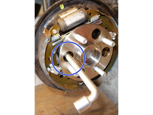 Vérifier visuellement que le clips est bien positionné.