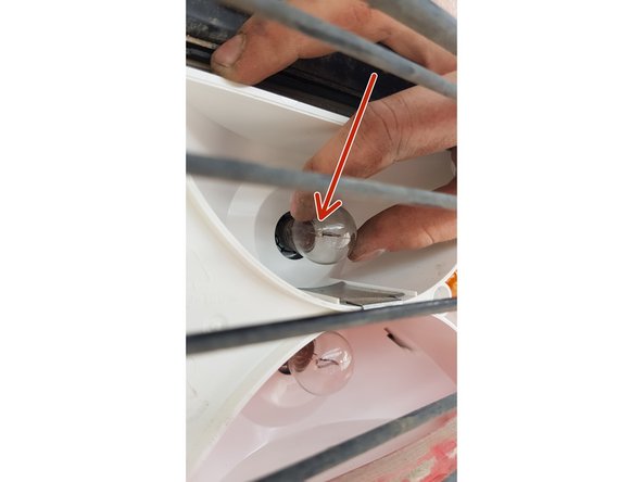 Si une de vos ampoules est grillé, repérer la en faisant un premier test puis couper le contact.