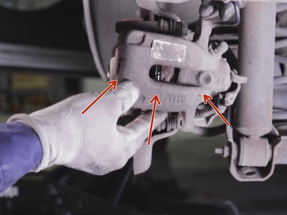 Replacer l’étrier