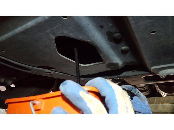 Laisser l'huile s'écouler totalement