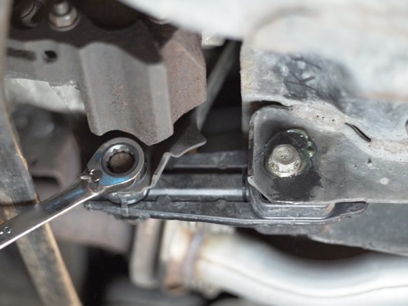 Retirer la graisse dépassant des vis