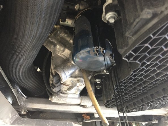 Dévisser le filtre à huile